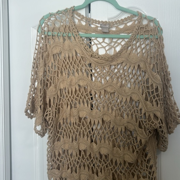 Chico’s crochet top - Picture 3 of 3